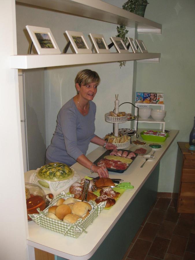 Bed & Breakfast Carpe Diem โซลเฟริโน ภายนอก รูปภาพ